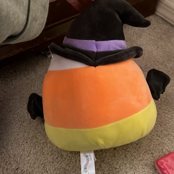 Candy corn squishmallow - Picture 3 of 3